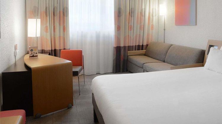 Novotel Caen Room