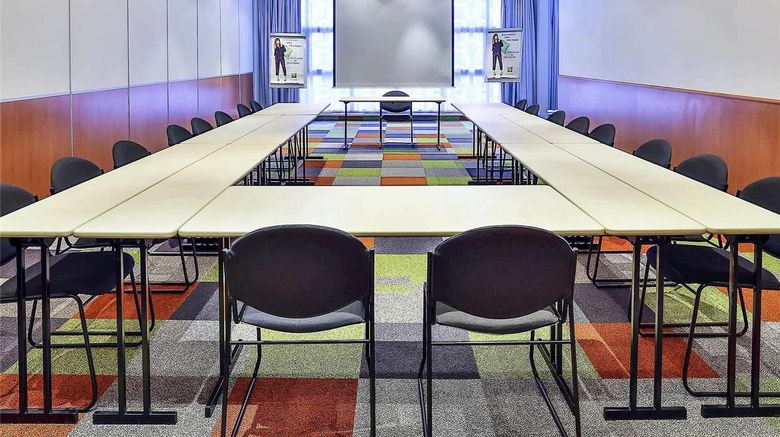 <b>Ibis Styles Nancy Sud Meeting</b>. Images powered by <a href="https://iceportal.shijigroup.com/" title="IcePortal" target="_blank">IcePortal</a>.
