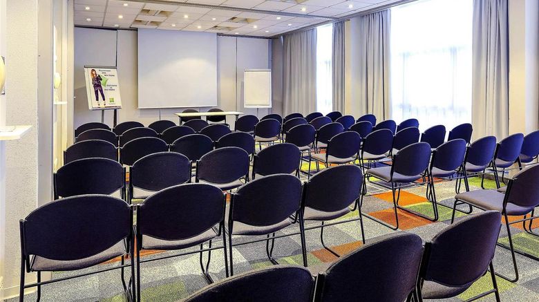 <b>Ibis Styles Nancy Sud Meeting</b>. Images powered by <a href="https://iceportal.shijigroup.com/" title="IcePortal" target="_blank">IcePortal</a>.