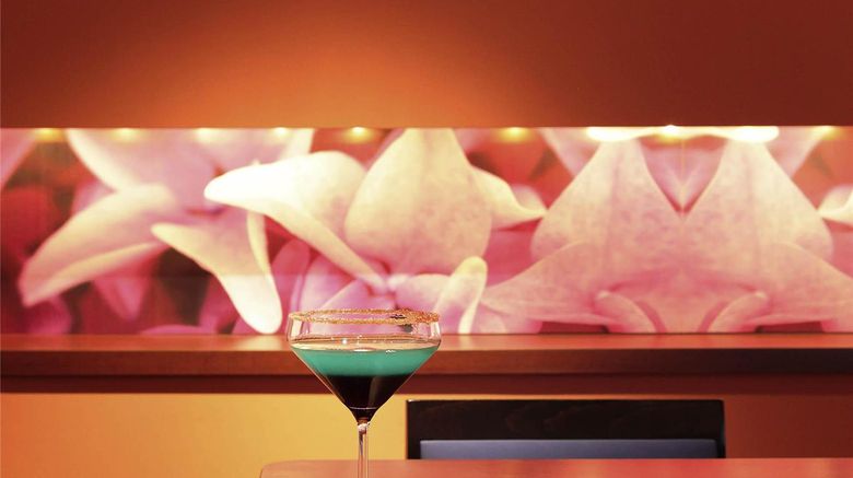 <b>Novotel Narbonne Sud Restaurant</b>. Images powered by <a href="https://iceportal.shijigroup.com/" title="IcePortal" target="_blank">IcePortal</a>.