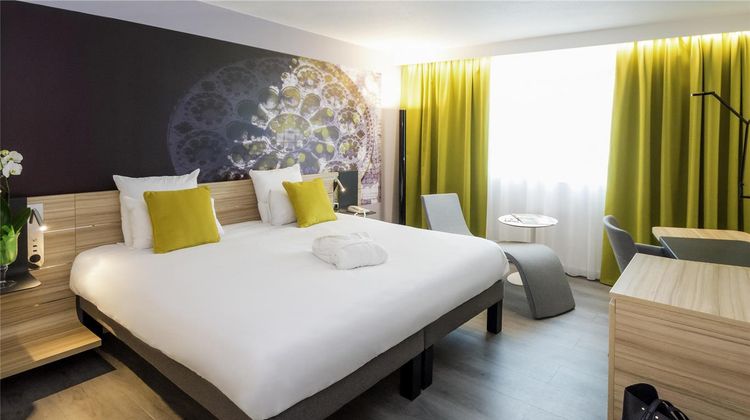 Novotel Chartres Room