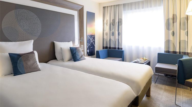 Novotel Chartres Room