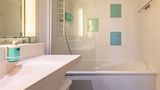 <b>Novotel Dijon Sud Room</b>. Images powered by <a href="https://iceportal.shijigroup.com/" title="IcePortal" target="_blank">IcePortal</a>.