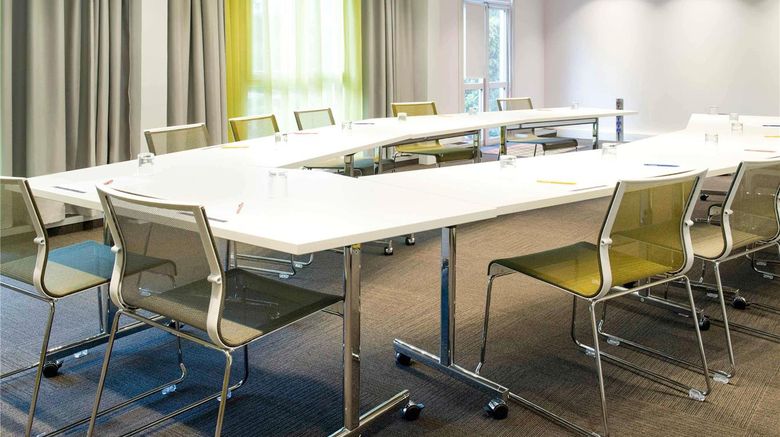 <b>Novotel Orlean la Source Meeting</b>. Images powered by <a href="https://iceportal.shijigroup.com/" title="IcePortal" target="_blank">IcePortal</a>.