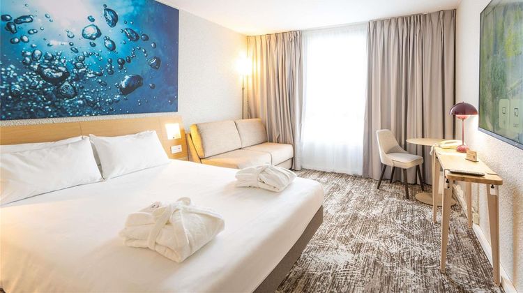Novotel Grenoble Room