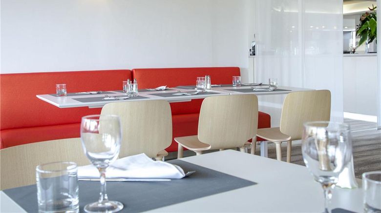 <b>Novotel Perpignan Restaurant</b>. Images powered by <a href="https://iceportal.shijigroup.com/" title="IcePortal" target="_blank">IcePortal</a>.