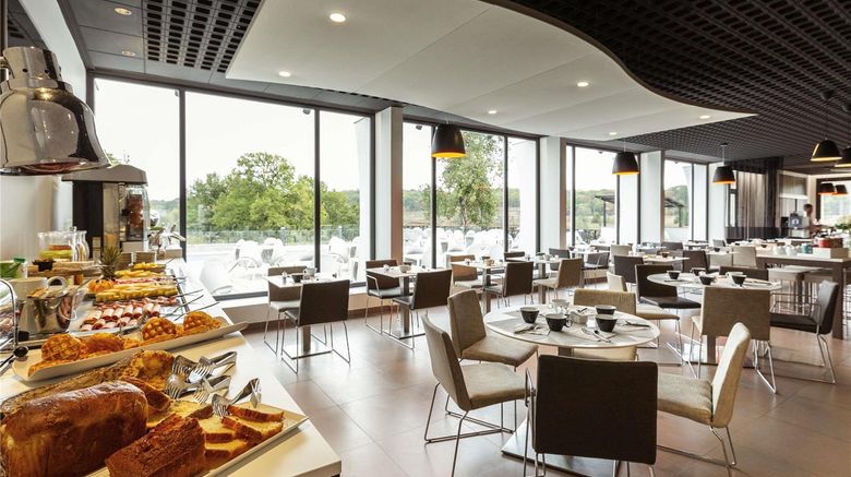 <b>Novotel Limoges Le Lac Exterior</b>. Images powered by <a href="https://iceportal.shijigroup.com/" title="IcePortal" target="_blank">IcePortal</a>.