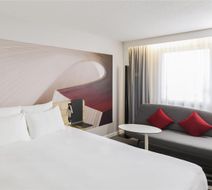 Novotel Centre Halles Room