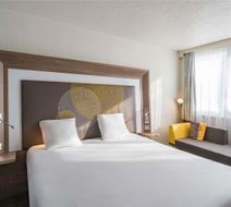 Novotel Le Mans Room
