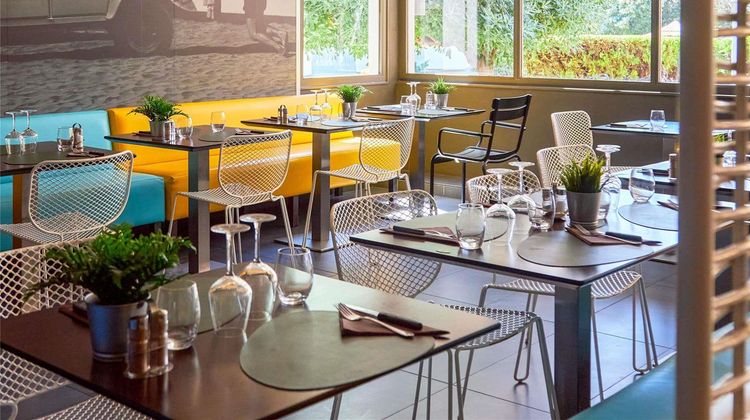 Ibis Styles Toulon La Seyne Exterior
