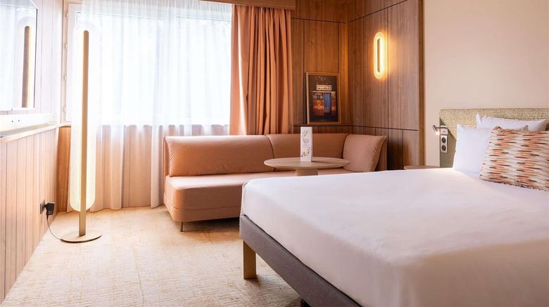 <b>Novotel Toulouse Purpan Room</b>. Images powered by <a href="https://iceportal.shijigroup.com/" title="IcePortal" target="_blank">IcePortal</a>.