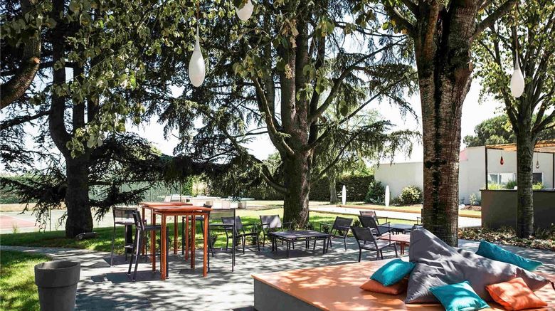 <b>Novotel Toulouse Purpan Restaurant</b>. Images powered by <a href="https://iceportal.shijigroup.com/" title="IcePortal" target="_blank">IcePortal</a>.