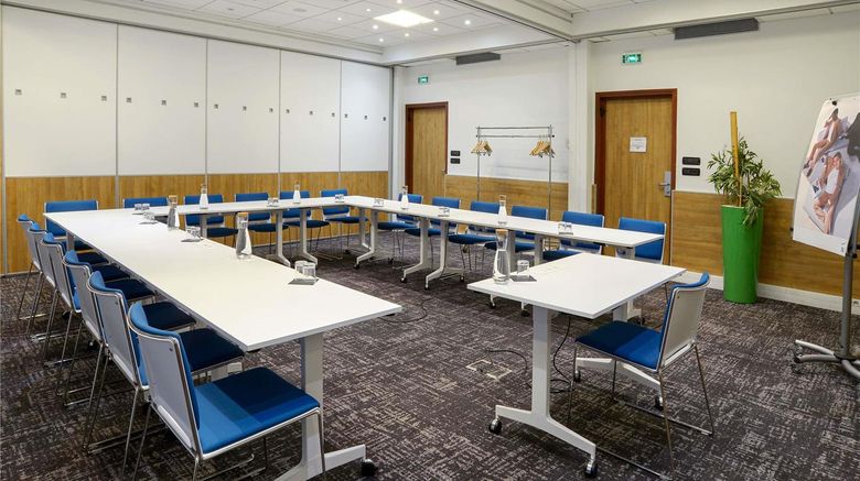<b>Novotel Toulouse Purpan Meeting</b>. Images powered by <a href="https://iceportal.shijigroup.com/" title="IcePortal" target="_blank">IcePortal</a>.