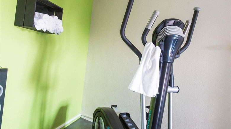 <b>ibis Styles Tours Sud Health</b>. Images powered by <a href="https://iceportal.shijigroup.com/" title="IcePortal" target="_blank">IcePortal</a>.