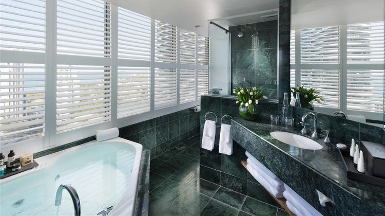 Sofitel Gold Coast Suite