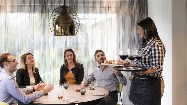 Novotel Valenciennes Aerodrome Restaurant