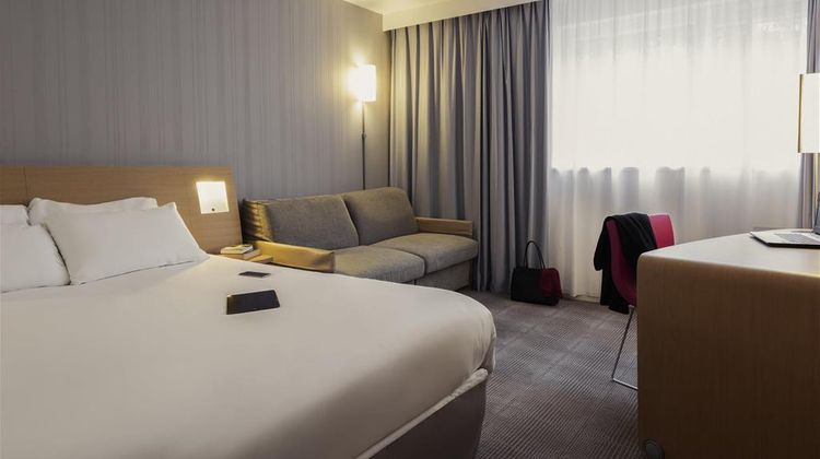 Novotel Roissy Saint-Witz Room
