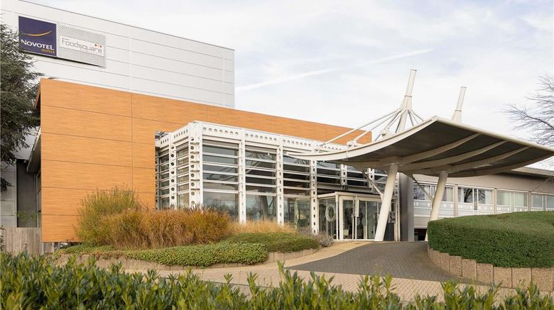 Novotel Brussels Airport Exterior. Images powered by <a href="https://iceportal.shijigroup.com" target="_blank" rel="noopener">Ice Portal</a>.