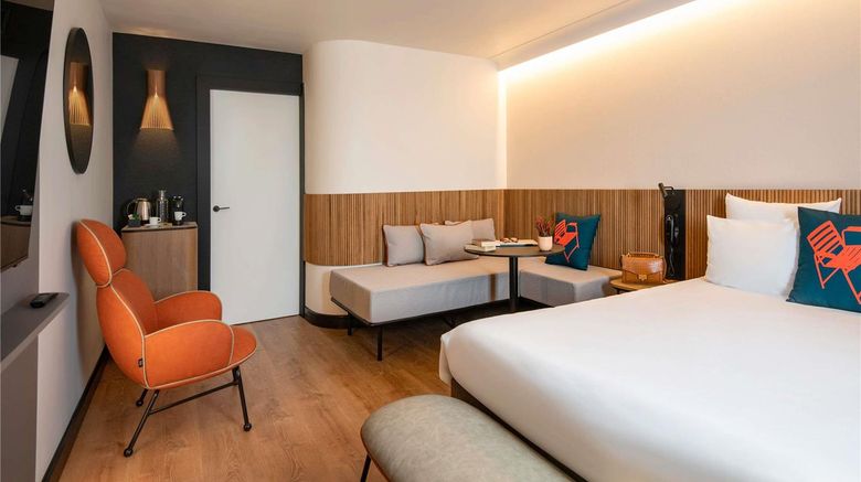 <b>Novotel Nice Aeroport Arenas Room</b>. Images powered by <a href="https://iceportal.shijigroup.com/" title="IcePortal" target="_blank">IcePortal</a>.