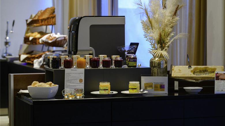 <b>Mercure Hotel Aachen Europaplatz Restaurant</b>. Images powered by <a href="https://iceportal.shijigroup.com/" title="IcePortal" target="_blank">IcePortal</a>.