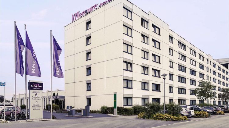 Mercure Hotel Frankfurt Eschborn Ost Exterior
