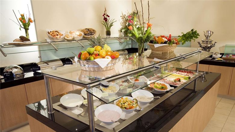 <b>Mercure Hotel Freiburg Am Muenster Restaurant</b>. Images powered by <a href="https://iceportal.shijigroup.com/" title="IcePortal" target="_blank">IcePortal</a>.
