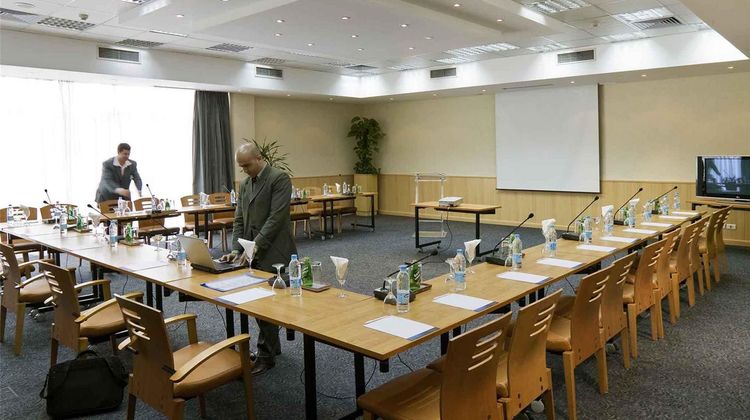 Novotel Cairo Airport Meeting