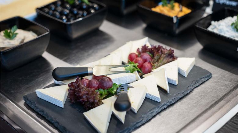 <b>Ibis Styles Linz Restaurant</b>. Images powered by <a href="https://iceportal.shijigroup.com/" title="IcePortal" target="_blank">IcePortal</a>.
