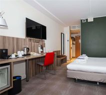 Novotel Poznan Malta Room