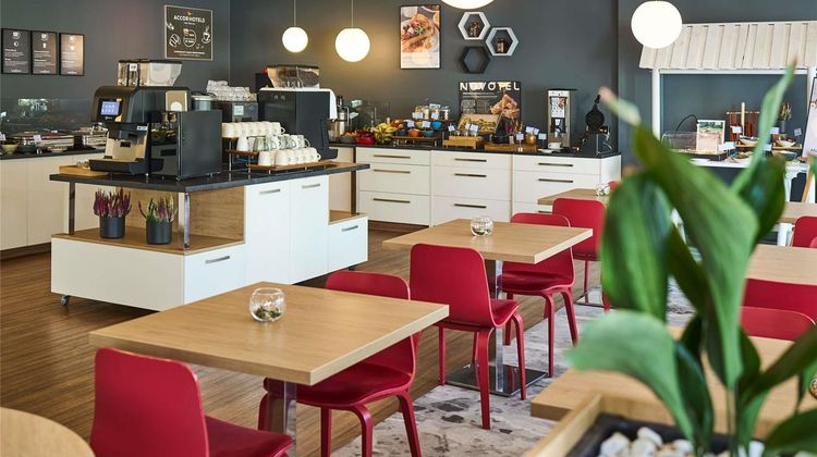 Novotel Wroclaw Restaurant