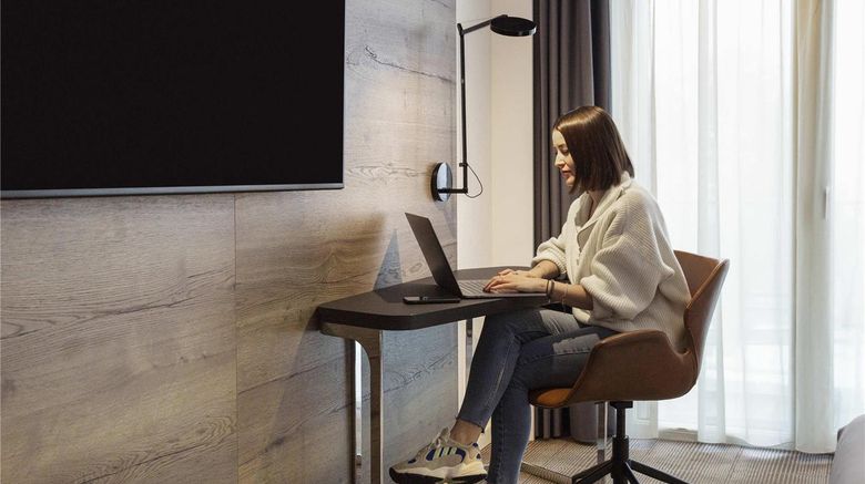 <b>Novotel Lausanne Bussigny Room</b>. Images powered by <a href="https://iceportal.shijigroup.com/" title="IcePortal" target="_blank">IcePortal</a>.