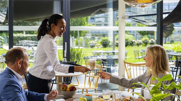 Novotel Lausanne Bussigny Exterior