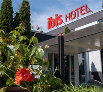Ibis 3 Lacs Neuchatel Thielle Exterior
