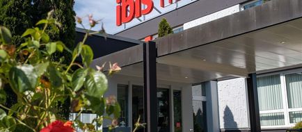 Ibis 3 Lacs Neuchatel Thielle Exterior