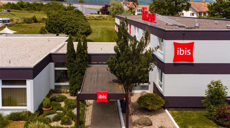 Ibis 3 Lacs Neuchatel Thielle Exterior