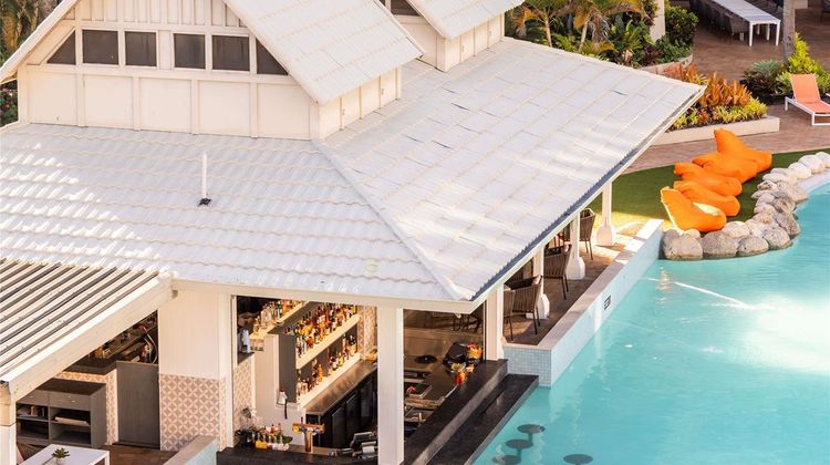 Novotel Cairns Oasis Resort Pool