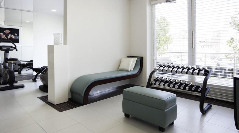 <b>Sofitel Marseille Vieux Port Health</b>. Images powered by <a href="https://iceportal.shijigroup.com/" title="IcePortal" target="_blank">IcePortal</a>.