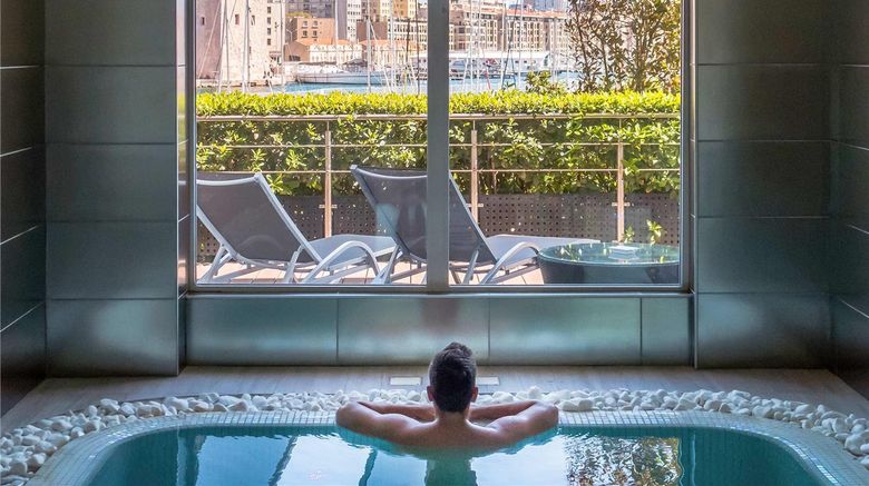 <b>Sofitel Marseille Vieux Port Spa</b>. Images powered by <a href="https://iceportal.shijigroup.com/" title="IcePortal" target="_blank">IcePortal</a>.