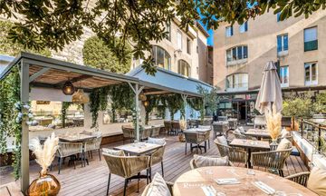 Mercure pont D'Avignon