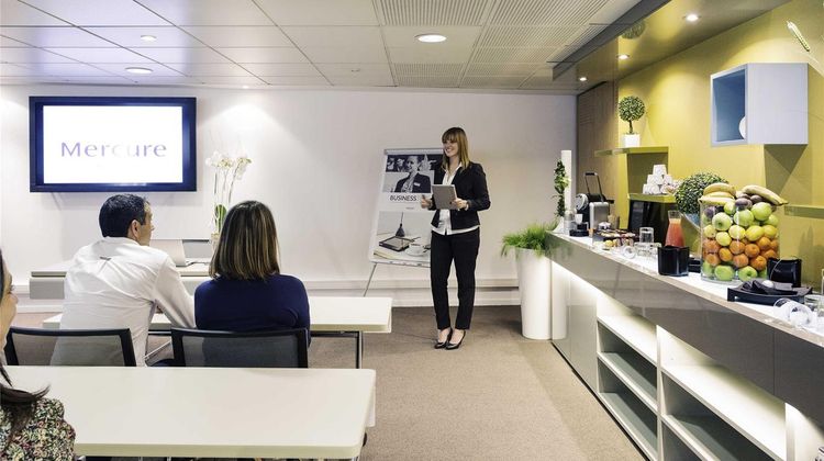 Mercure pont D'Avignon Meeting