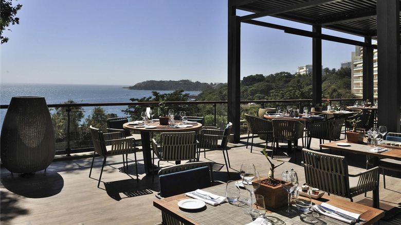 <b>Pullman Teranga Restaurant</b>. Images powered by <a href="https://iceportal.shijigroup.com/" title="IcePortal" target="_blank">IcePortal</a>.