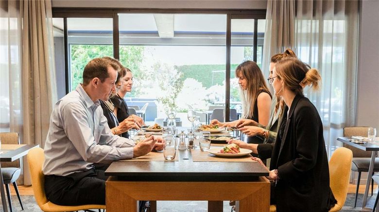 <b>Pullman Toulouse Airport Restaurant</b>. Images powered by <a href="https://iceportal.shijigroup.com/" title="IcePortal" target="_blank">IcePortal</a>.