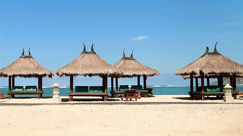 <b>Novotel Lombok Restaurant</b>. Images powered by <a href="https://iceportal.shijigroup.com/" title="IcePortal" target="_blank">IcePortal</a>.