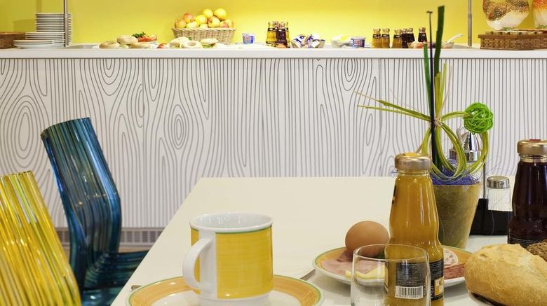 <b>Ibis Styles Duesseldorf-Neuss Restaurant</b>. Images powered by <a href="https://iceportal.shijigroup.com/" title="IcePortal" target="_blank">IcePortal</a>.