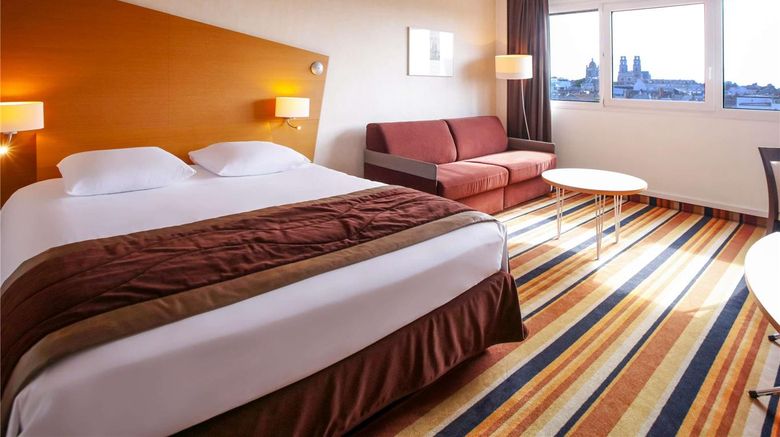 <b>Mercure Orleans Centre Hotel Room</b>. Images powered by <a href="https://iceportal.shijigroup.com/" title="IcePortal" target="_blank">IcePortal</a>.