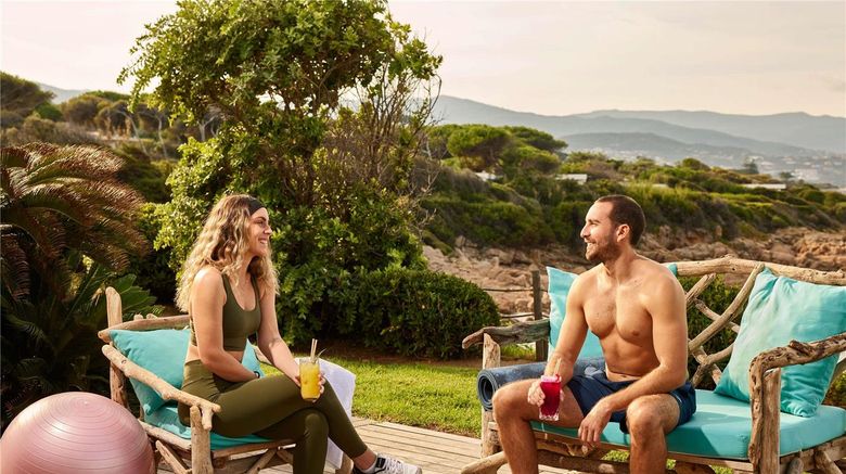 <b>Sofitel Golfe d'Ajaccio Thalasso Health</b>. Images powered by <a href="https://iceportal.shijigroup.com/" title="IcePortal" target="_blank">IcePortal</a>.