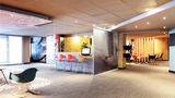 Ibis Suite Place de la Comedie Exterior