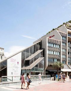 Ibis Suite Place de la Comedie