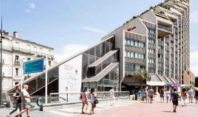 Ibis Suite Place de la Comedie Exterior
