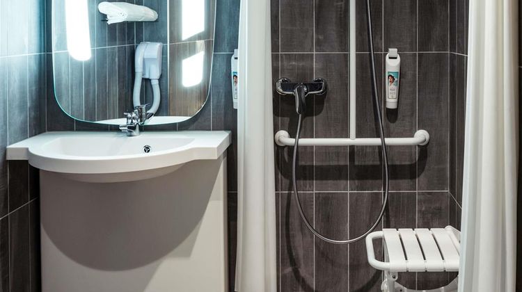 Ibis Hotel Bourg-en-Bresse Room